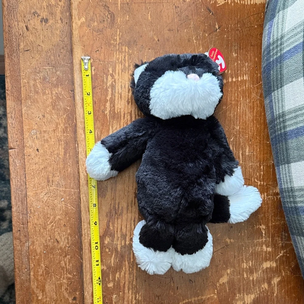 Ty Attic Treasures Bessie the Black & White Cat.